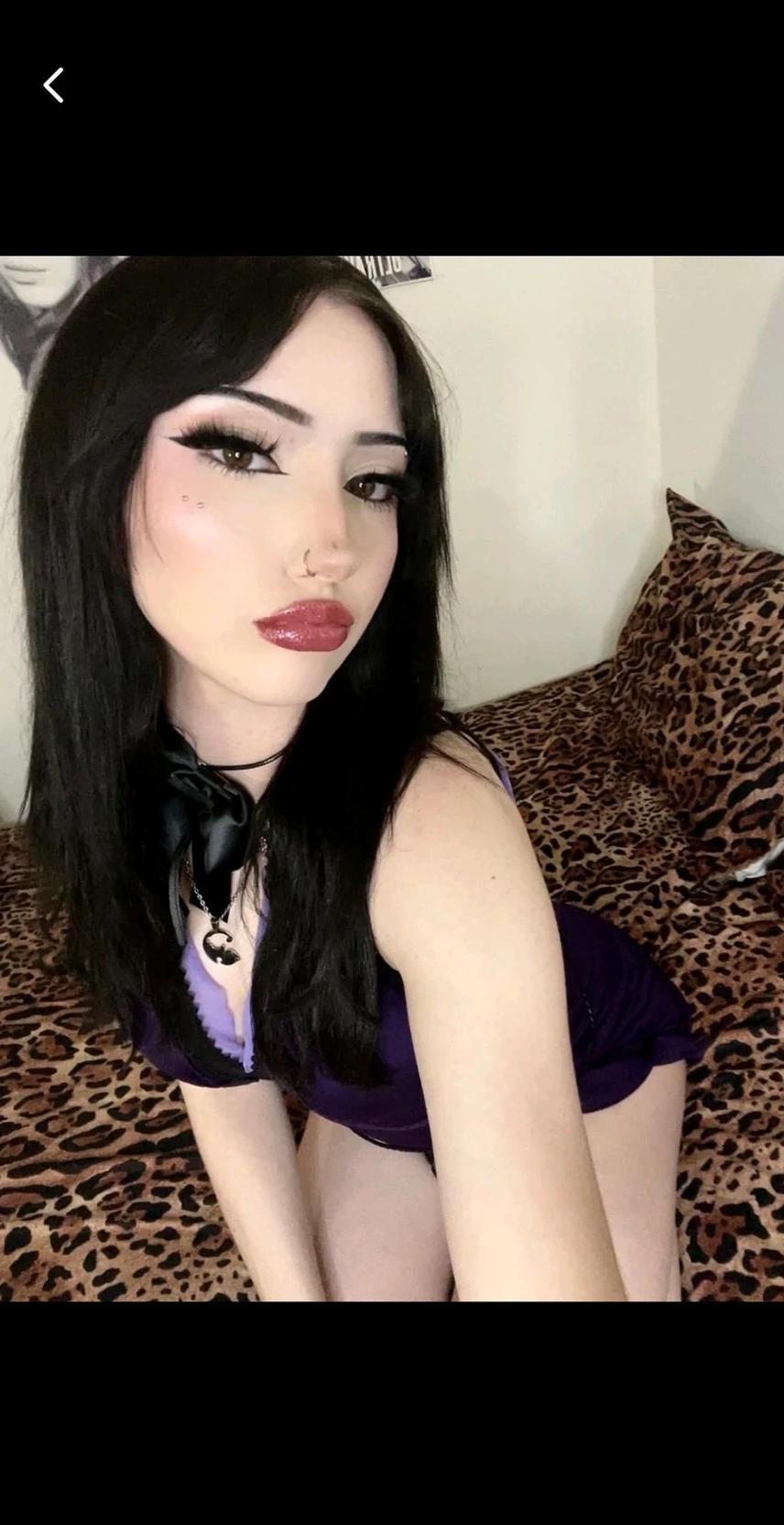 Molly thumbnail