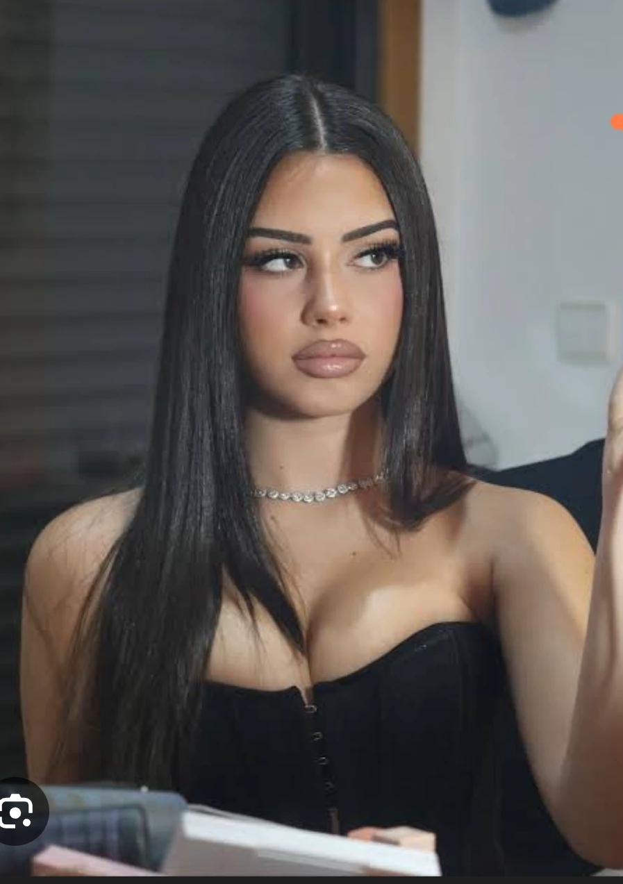 Paula Pereira  thumbnail