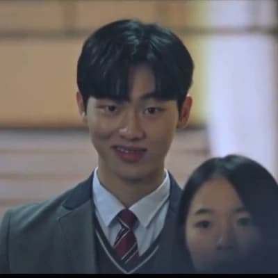 Park Seung-tae thumbnail