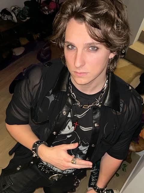 Charlie  thumbnail