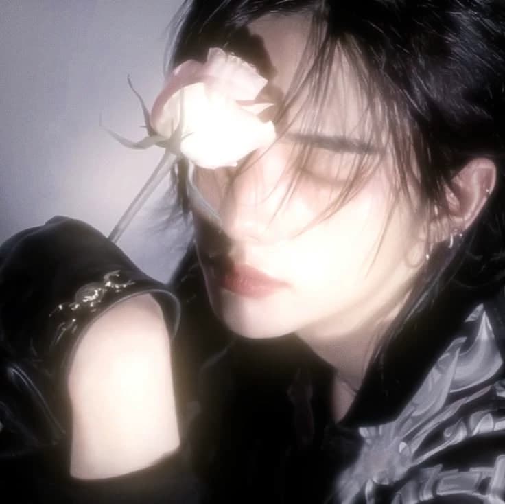 Hyunjin thumbnail