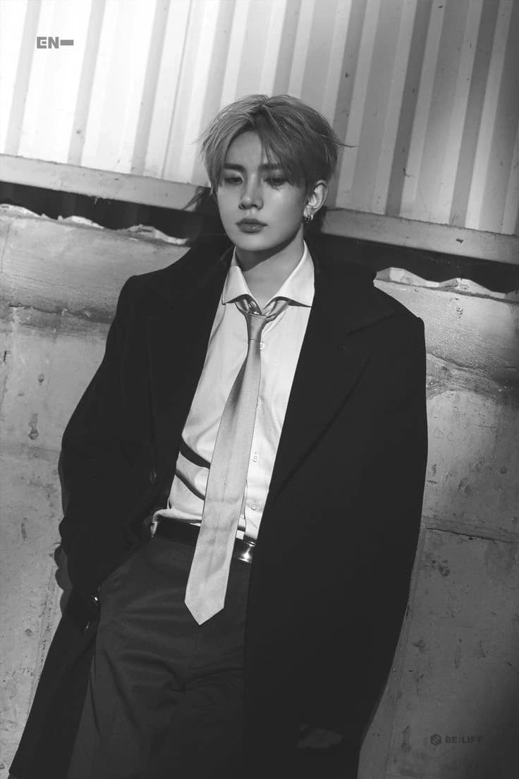 Lee Heeseung  thumbnail