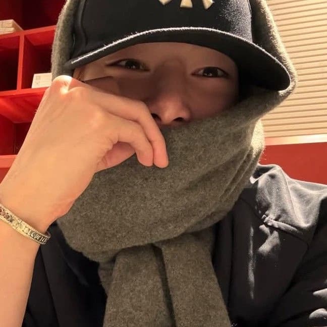 Jeongin thumbnail