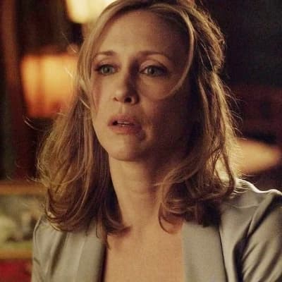 Vera Farmiga - history teacher thumbnail