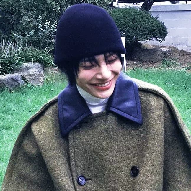 Jeongin thumbnail