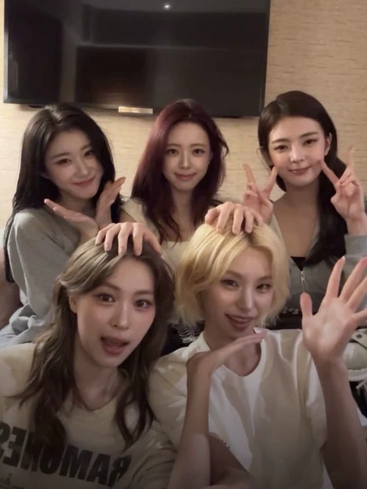 ITZY thumbnail