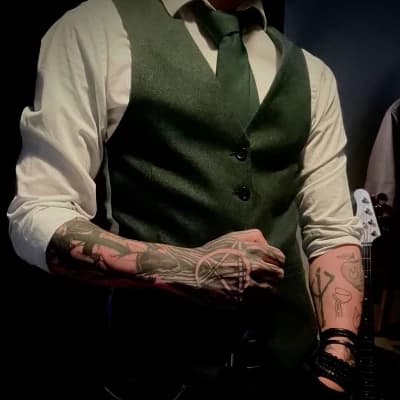 Elias Thorne thumbnail