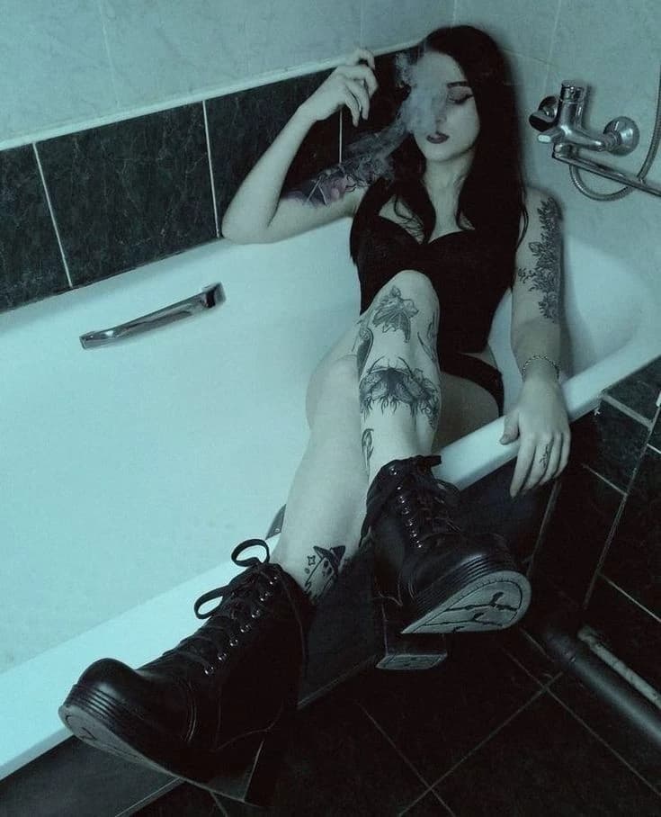   SOPHIA BENJAMIN thumbnail