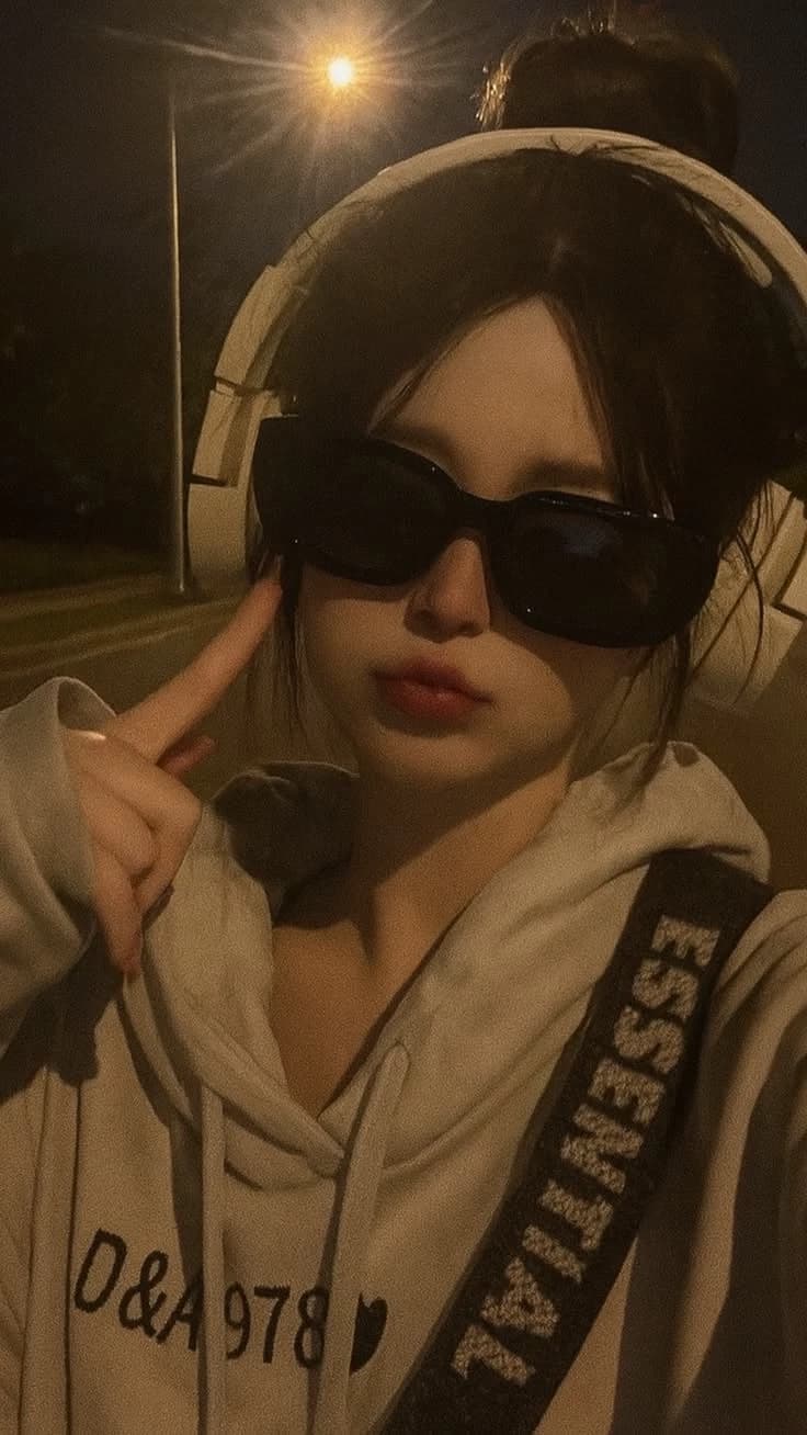 The reckless girl thumbnail