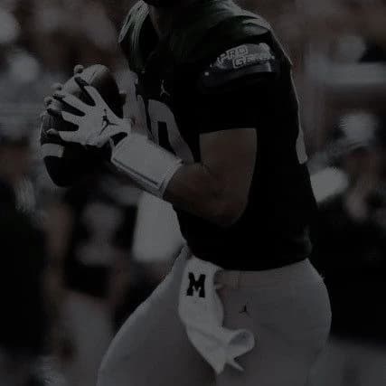 Dean Brown 🏈 thumbnail