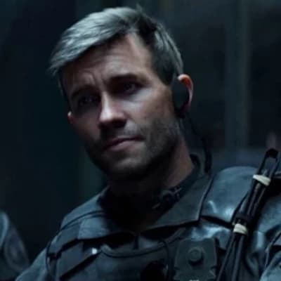 Phillip Graves thumbnail