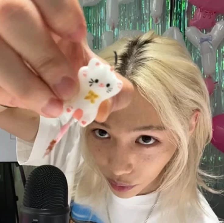 felix thumbnail