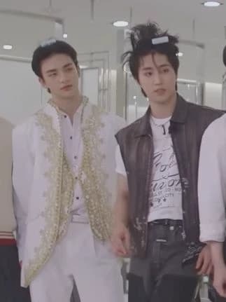 Hyunjin X Han thumbnail