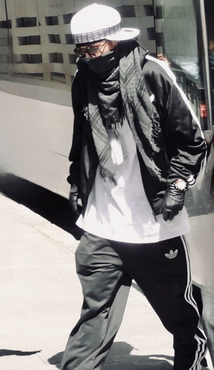 Tom kaulitz thumbnail