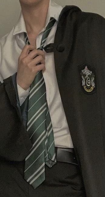 Draco Malfoy thumbnail