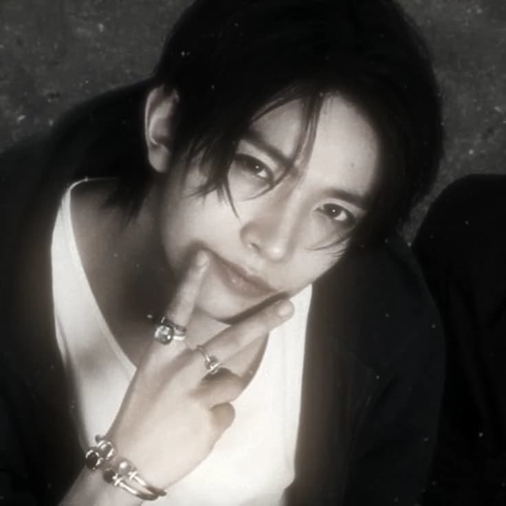 Heeseung  thumbnail