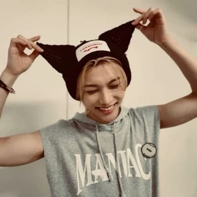 Lee Felix Yongbok thumbnail