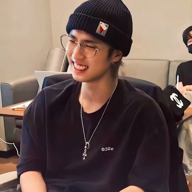 Han Jisung thumbnail