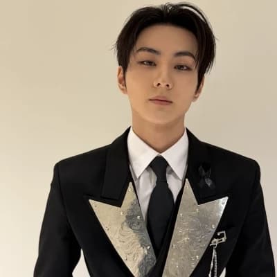 Yang Jungwon  thumbnail