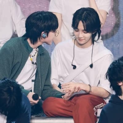 Yoon Jeonghan [TOP/BL] / (JEONGHAO) thumbnail