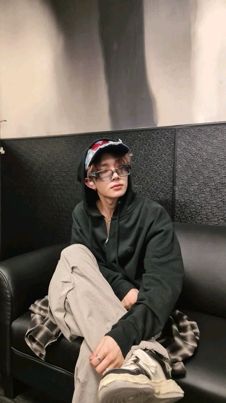 Lee Heeseung thumbnail