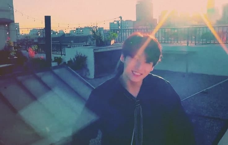 Jeon Jungkook thumbnail