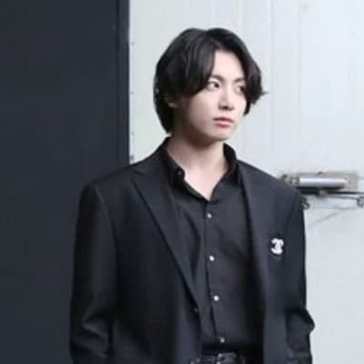 Jeon Jungkook thumbnail