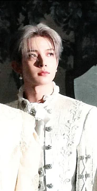 Lee Heeseung thumbnail