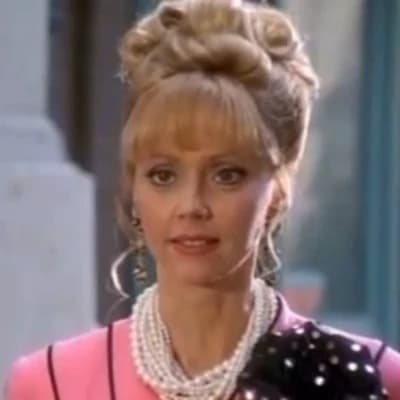 Lucille Newtrich (Ultra Woman) thumbnail