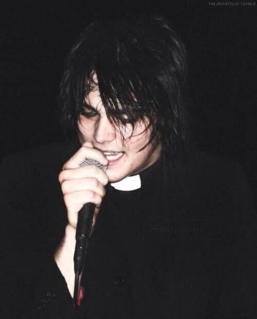 Gerard Way thumbnail