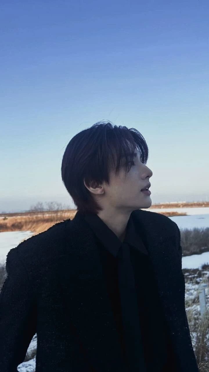 Hyunjin thumbnail