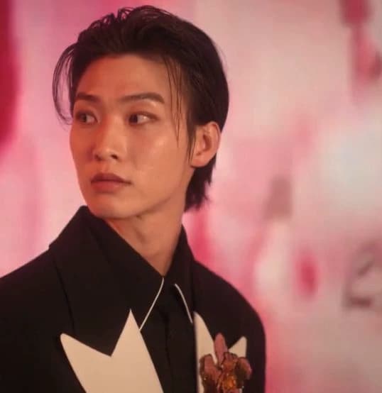 Min-ho thumbnail