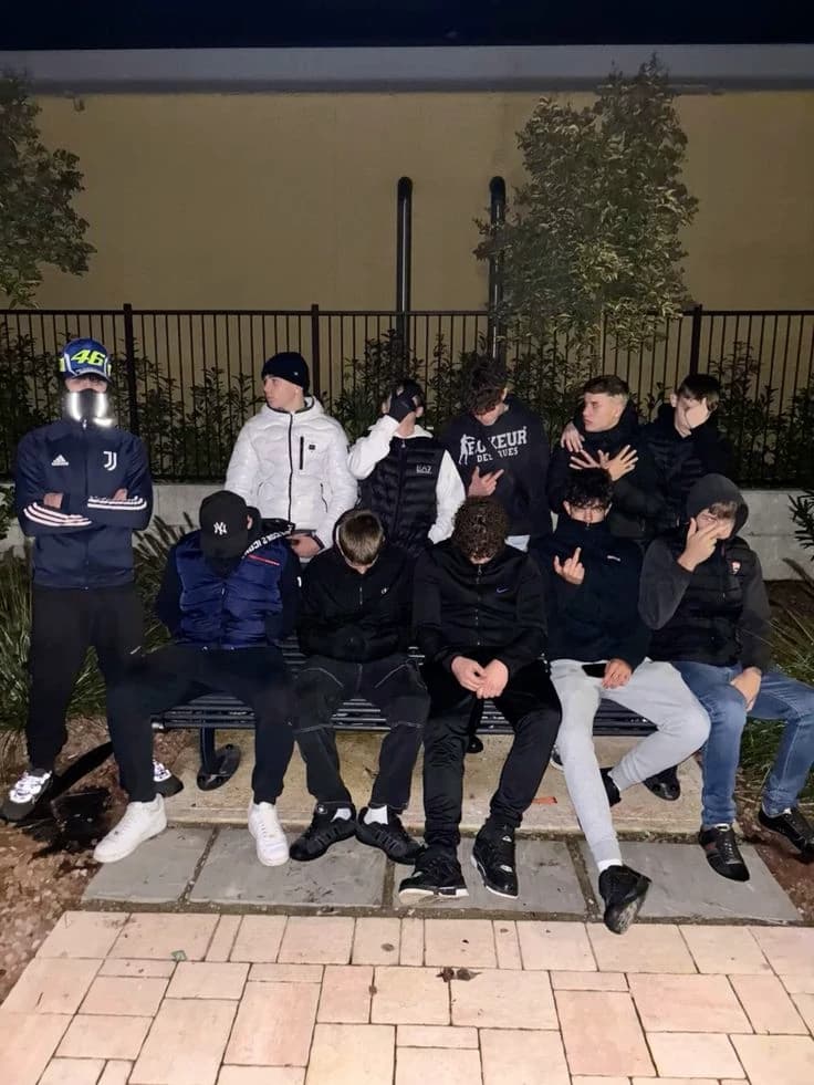 College guys thumbnail