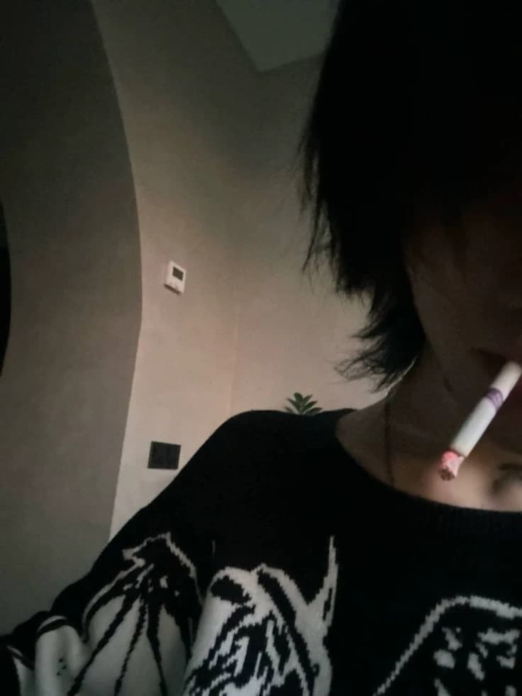 Alex. thumbnail
