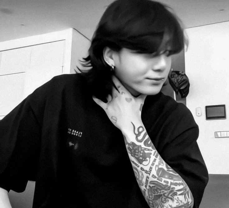 JEON 🖤 thumbnail