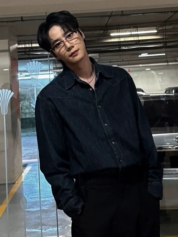 Lee Junyoung thumbnail