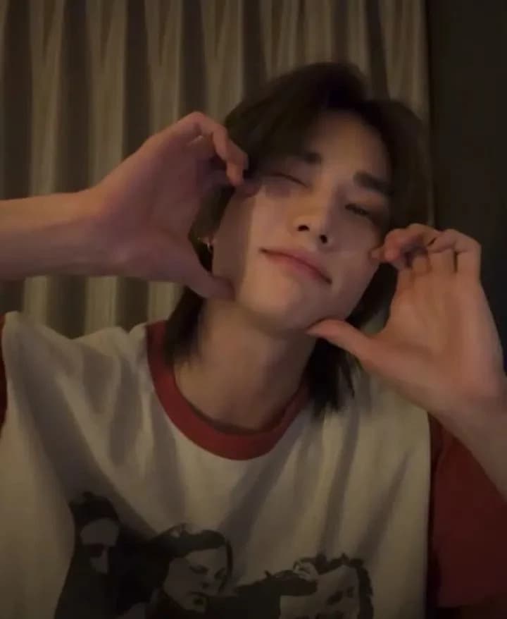 HYUNJIN IS A MAN WHO BECAME A BABY?? thumbnail