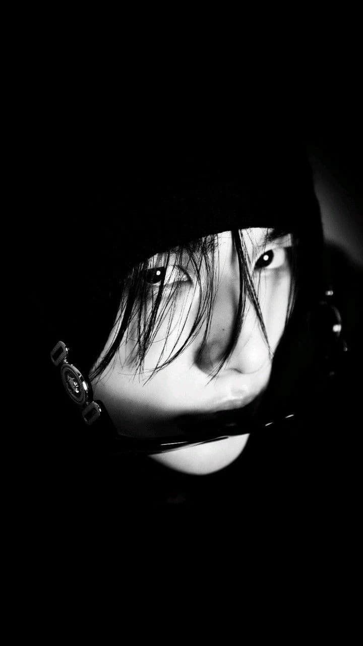 Hyunjin 🖤 thumbnail