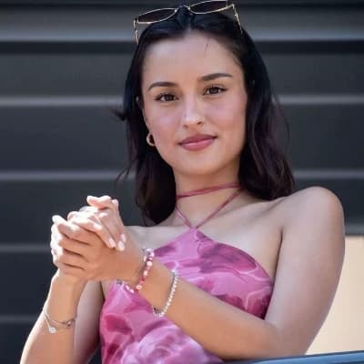 Alexandra Saintz thumbnail