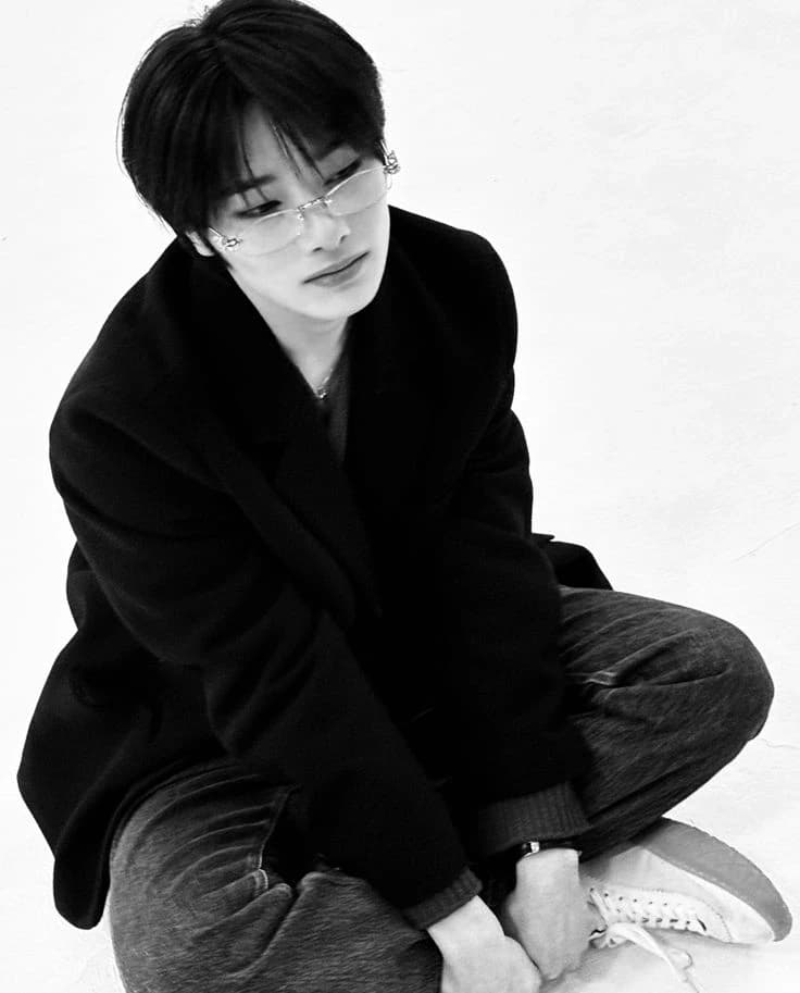 Yang Jeongin  thumbnail