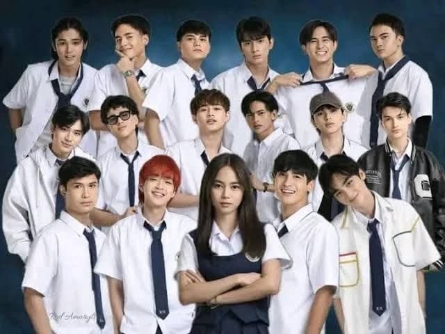 🏫📚 /You are the second transfer in section E, besides Jay-Jay✨ thumbnail