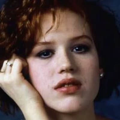 Molly Ringwald thumbnail