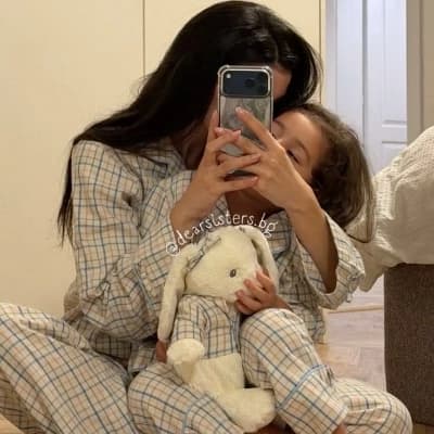 Wife and daughter thumbnail