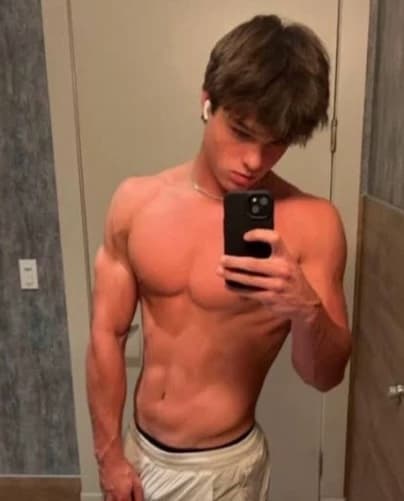 Brent Rivera King thumbnail