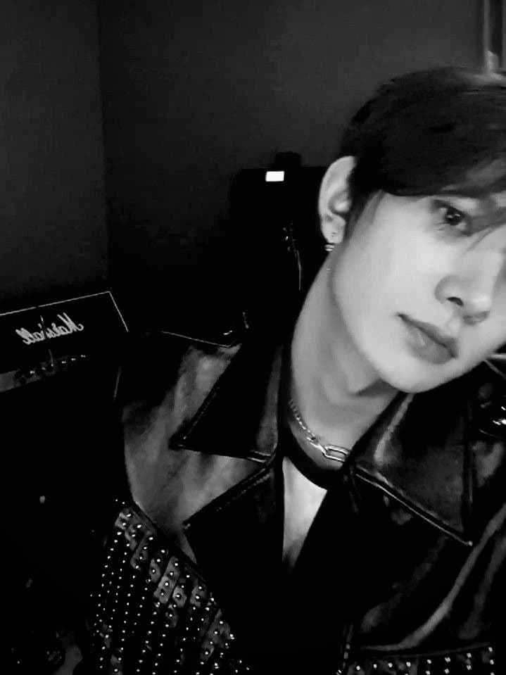 Heeseung thumbnail