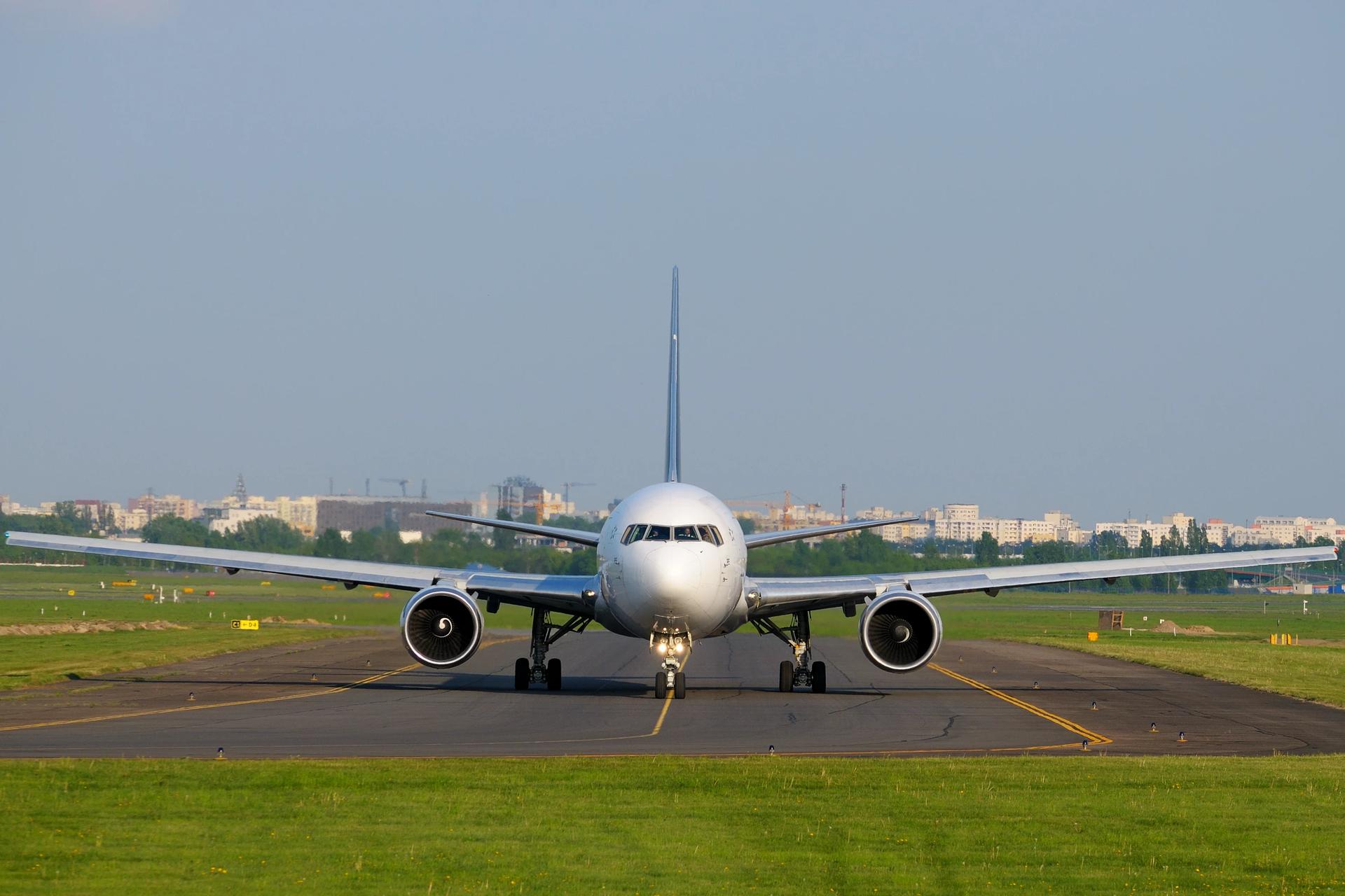 Boeing 767 thumbnail