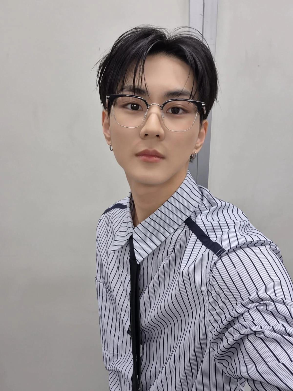 Yang Jungwon thumbnail