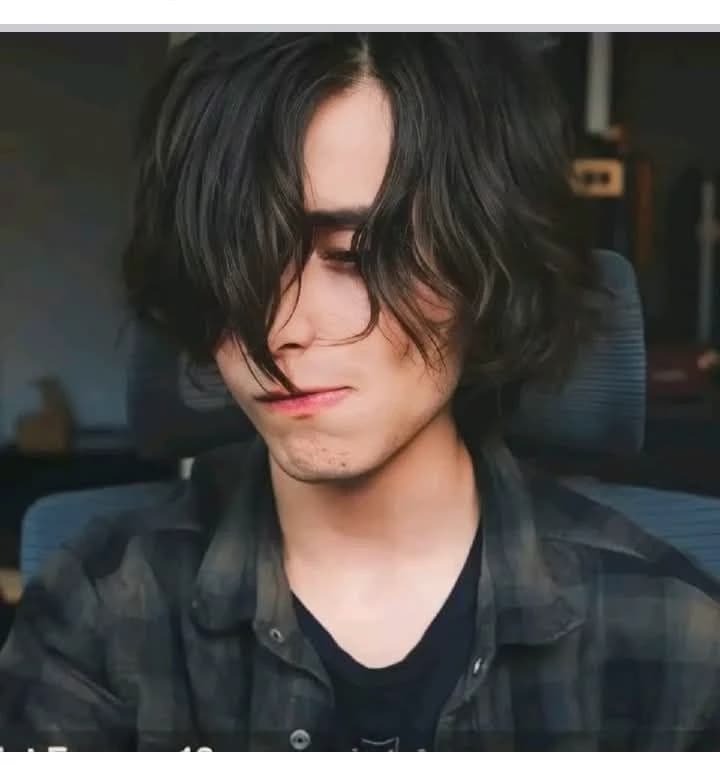 Aidan gallagher thumbnail