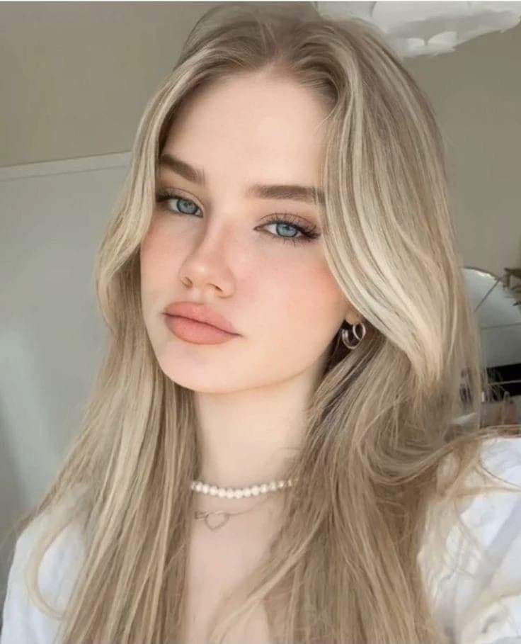 Livia 💫🩷 thumbnail