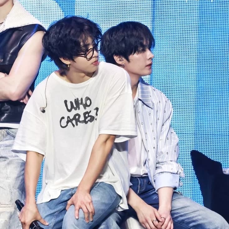 Lee Know || Minsung thumbnail